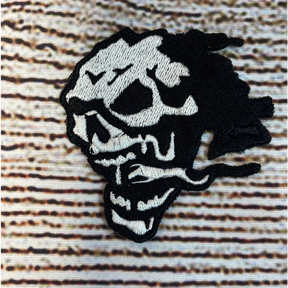 Skull head iron on patch